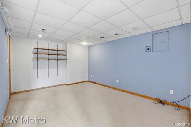 473 Village Oaks Court, Ann Arbor, MI 48103