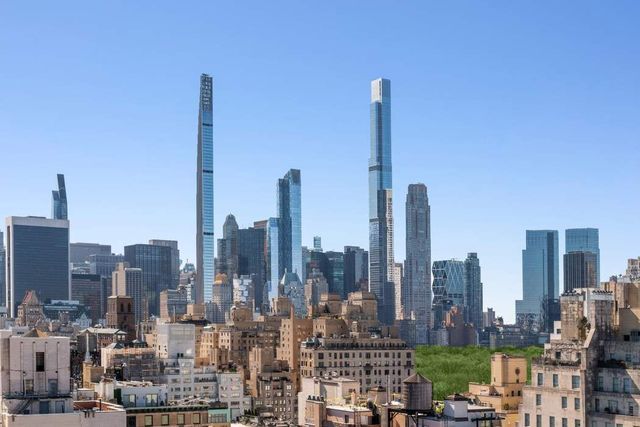 784 Park Avenue PHC, New York City, NY 10021