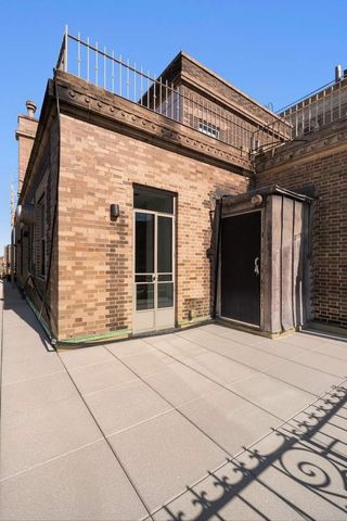 784 Park Avenue PHC, New York City, NY 10021