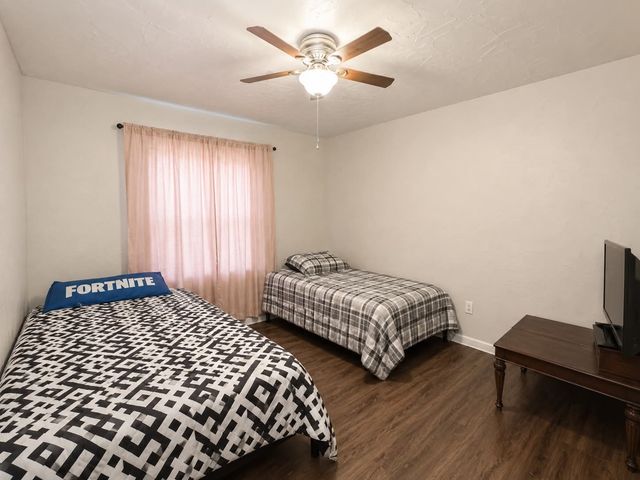 154 Harbor Drive, Gun Barrel City, TX 75156