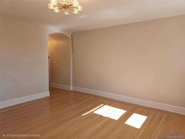 208 Centre Ave 4-B, New Rochelle, NY 10805