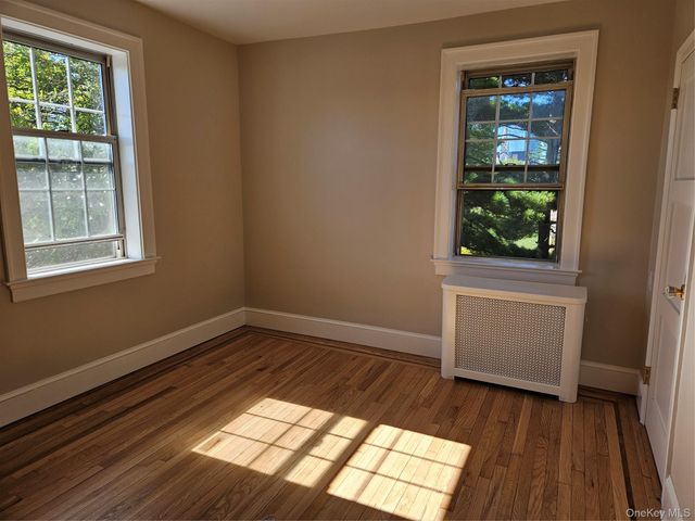 208 Centre Ave 4-B, New Rochelle, NY 10805