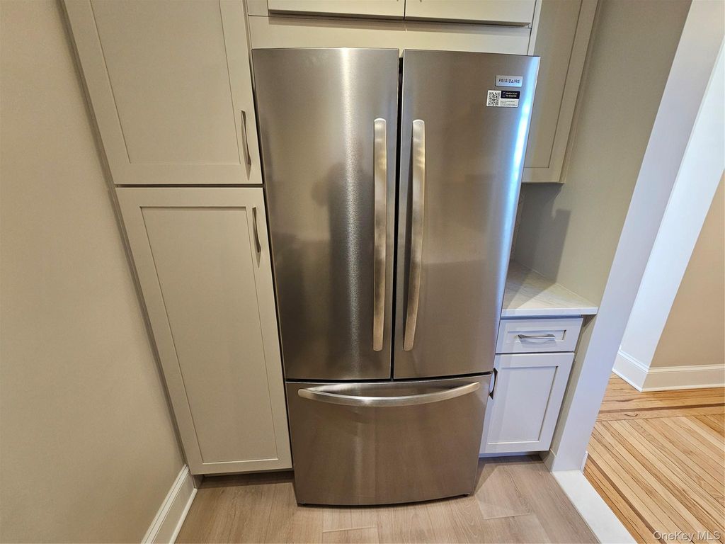 208 Centre Ave 4-B, New Rochelle, NY 10805 — photo 4