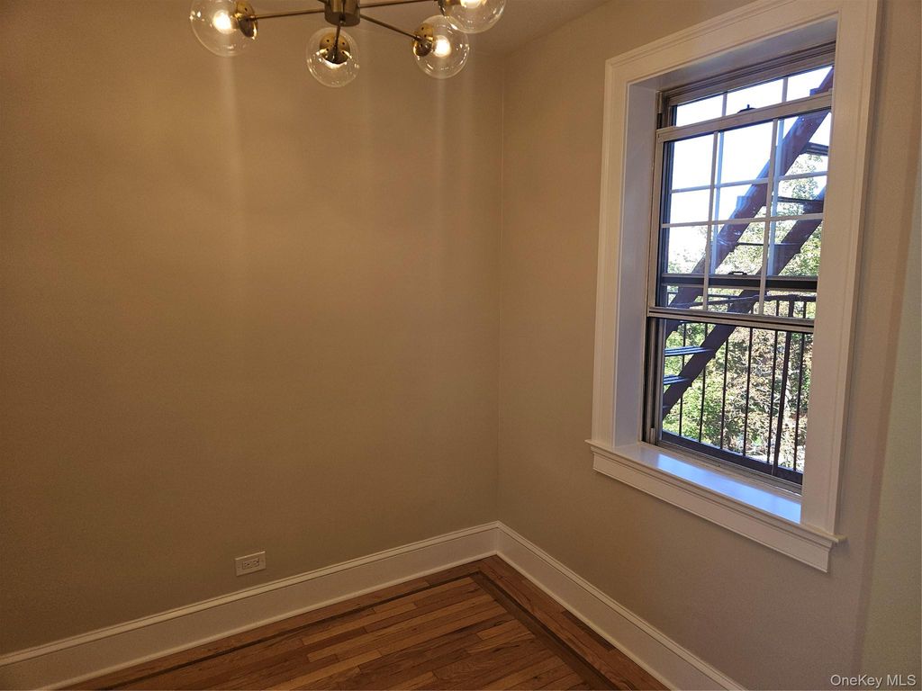 208 Centre Ave 4-B, New Rochelle, NY 10805 — photo 5