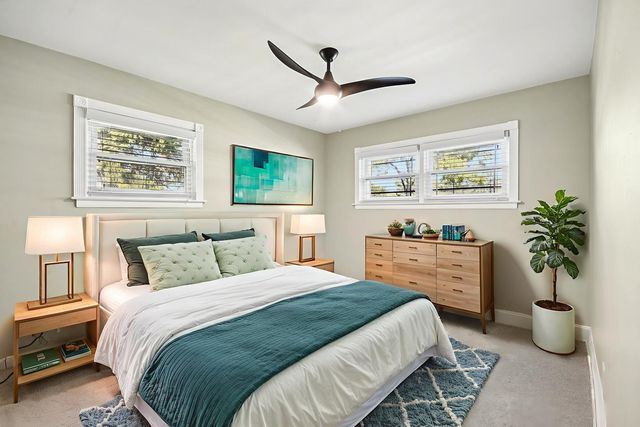 719 N Elmhurst Avenue, Mount Prospect, IL 60056