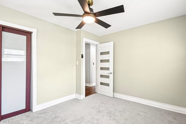 719 N Elmhurst Avenue, Mount Prospect, IL 60056