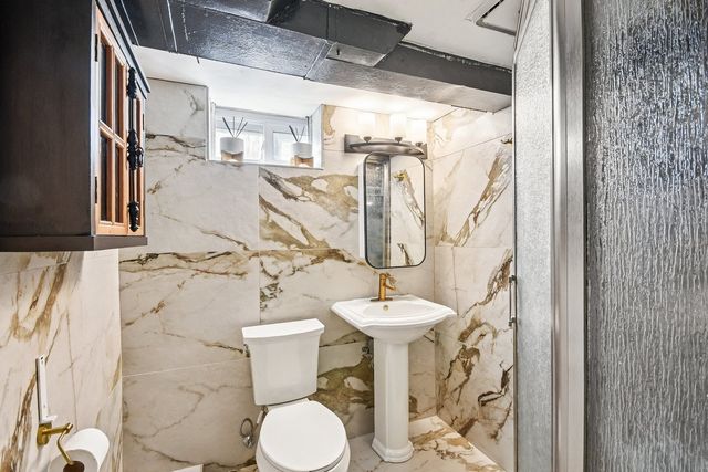 719 N Elmhurst Avenue, Mount Prospect, IL 60056