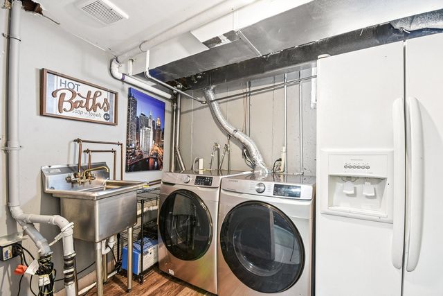 719 N Elmhurst Avenue, Mount Prospect, IL 60056