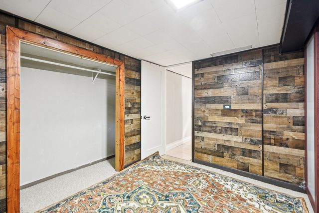 719 N Elmhurst Avenue, Mount Prospect, IL 60056