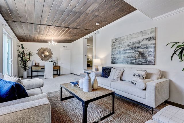 20517 Toluca, Torrance, CA 90503
