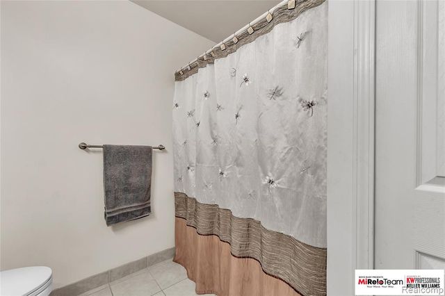 19508 Stanford Lane 5, Roseville, MI 48066