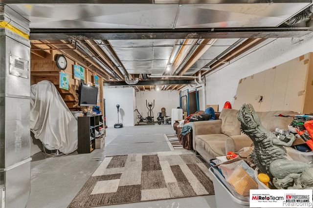 19508 Stanford Lane 5, Roseville, MI 48066