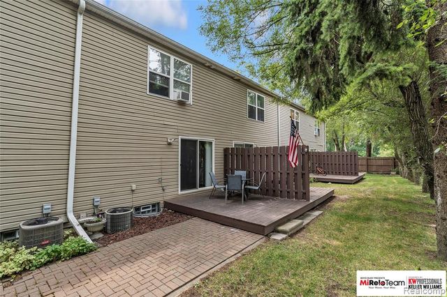 19508 Stanford Lane 5, Roseville, MI 48066