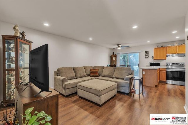 19508 Stanford Lane 5, Roseville, MI 48066