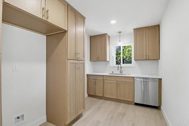 351 Ridgecrest Drive, San Diego, CA 92114