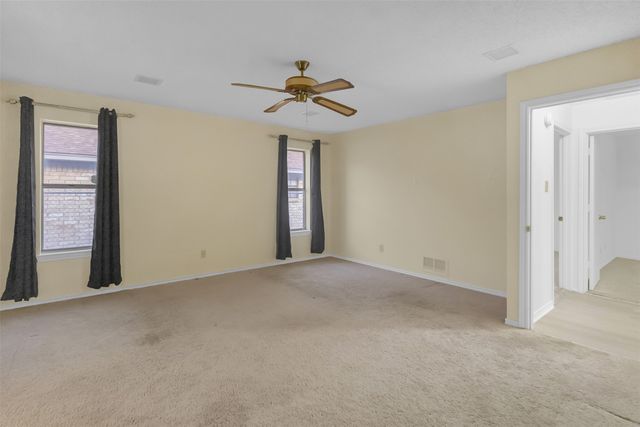 421 Pebblecreek Drive, Garland, TX 75040