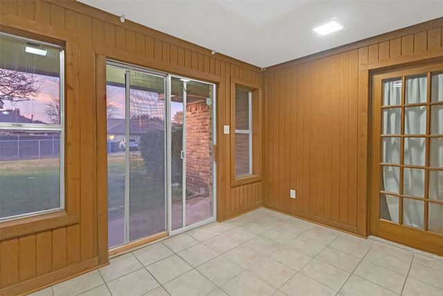 421 Pebblecreek Drive, Garland, TX 75040