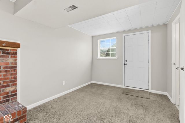 5745 Dollar Hide South Drive S, Indianapolis, IN 46221