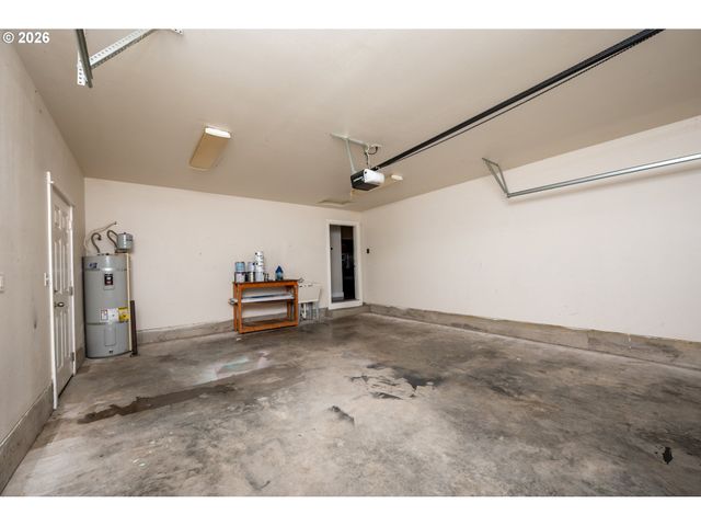 110 TERESA Ln, Winston, OR 97496