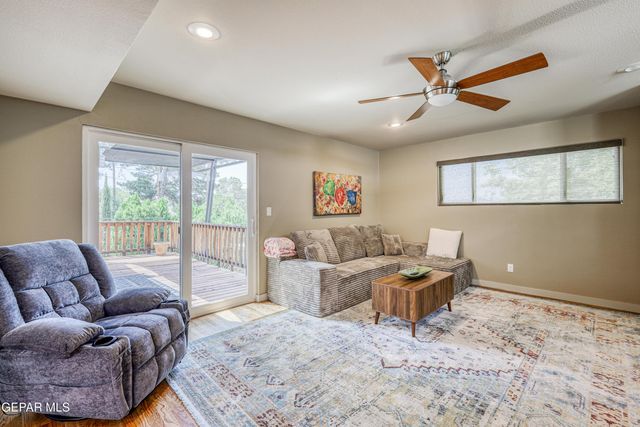 3011 PIEDMONT Drive, El Paso, TX 79902