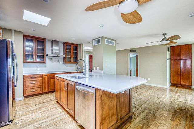 3011 PIEDMONT Drive, El Paso, TX 79902