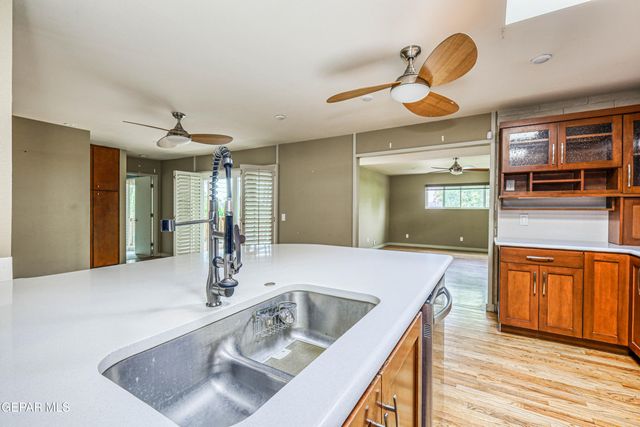 3011 PIEDMONT Drive, El Paso, TX 79902