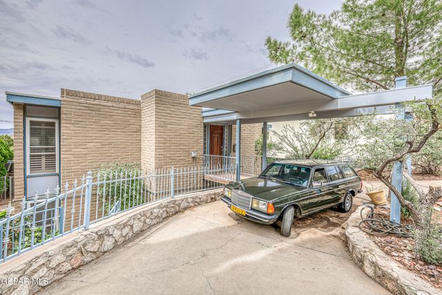 3011 PIEDMONT Drive, El Paso, TX 79902