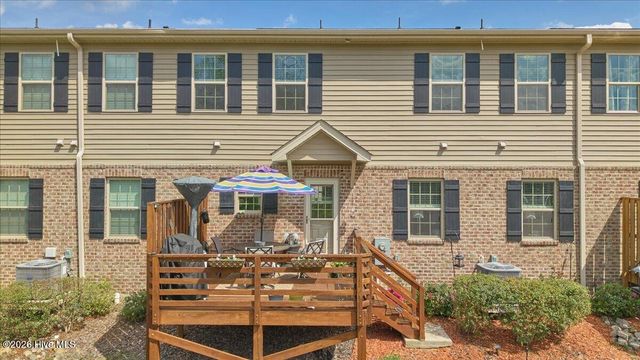 124 Lark Drive, West End, NC 27376