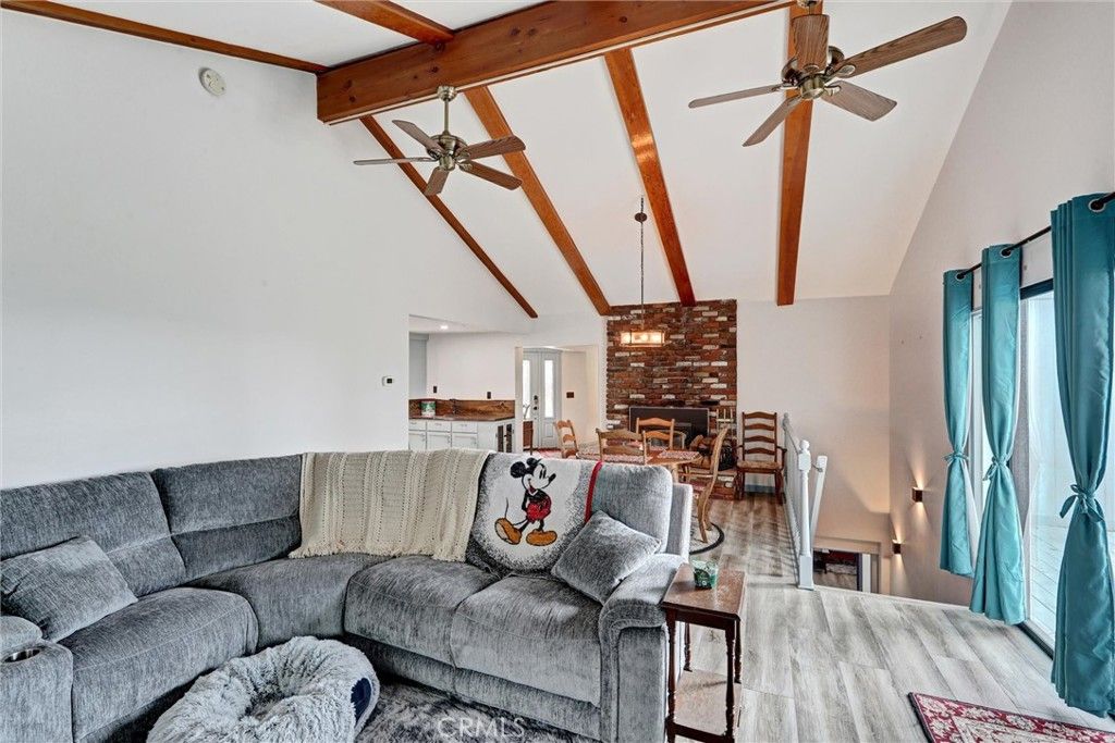 Image 10 of property listing at 30396 Live Oak Drive, Running Springs, CA 92382