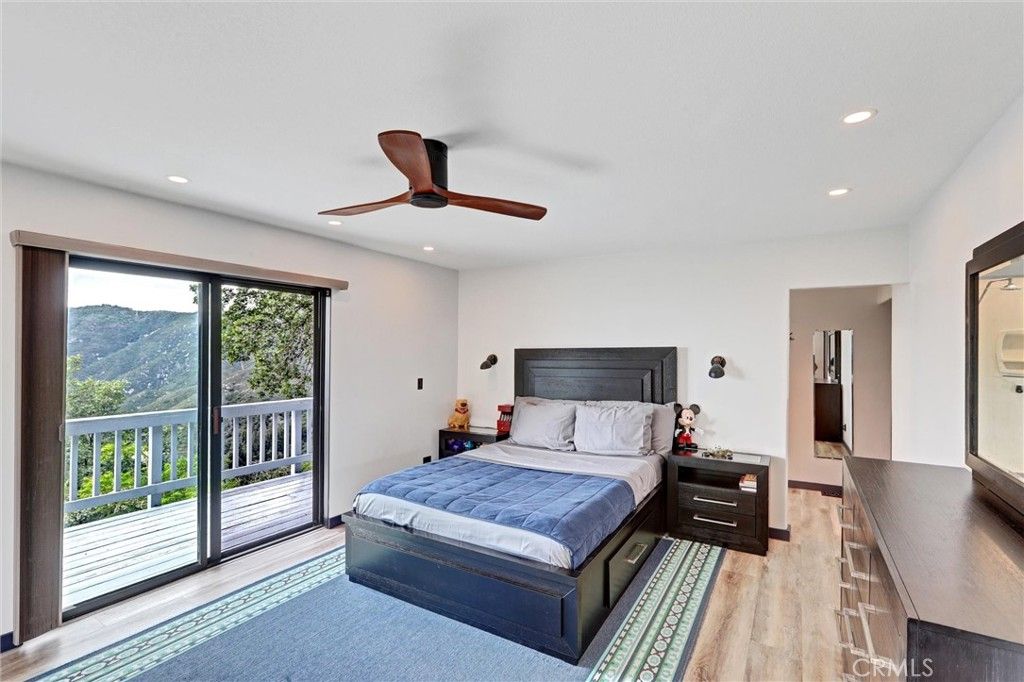 Image 11 of property listing at 30396 Live Oak Drive, Running Springs, CA 92382