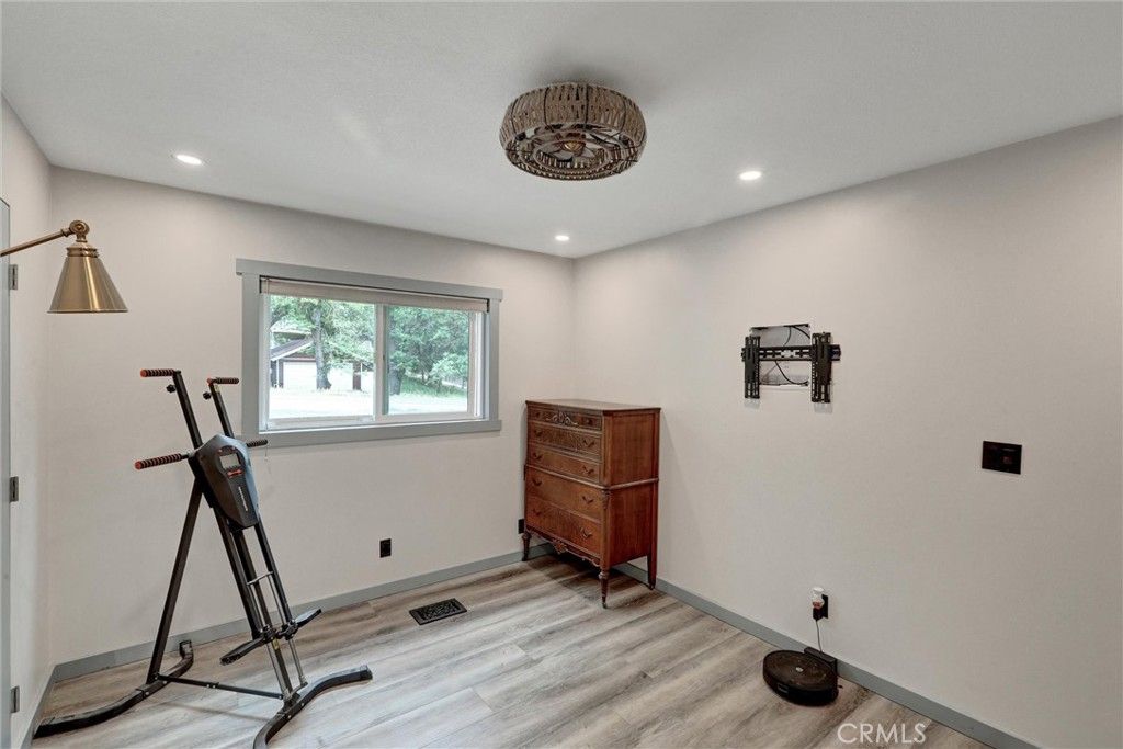 Image 18 of property listing at 30396 Live Oak Drive, Running Springs, CA 92382