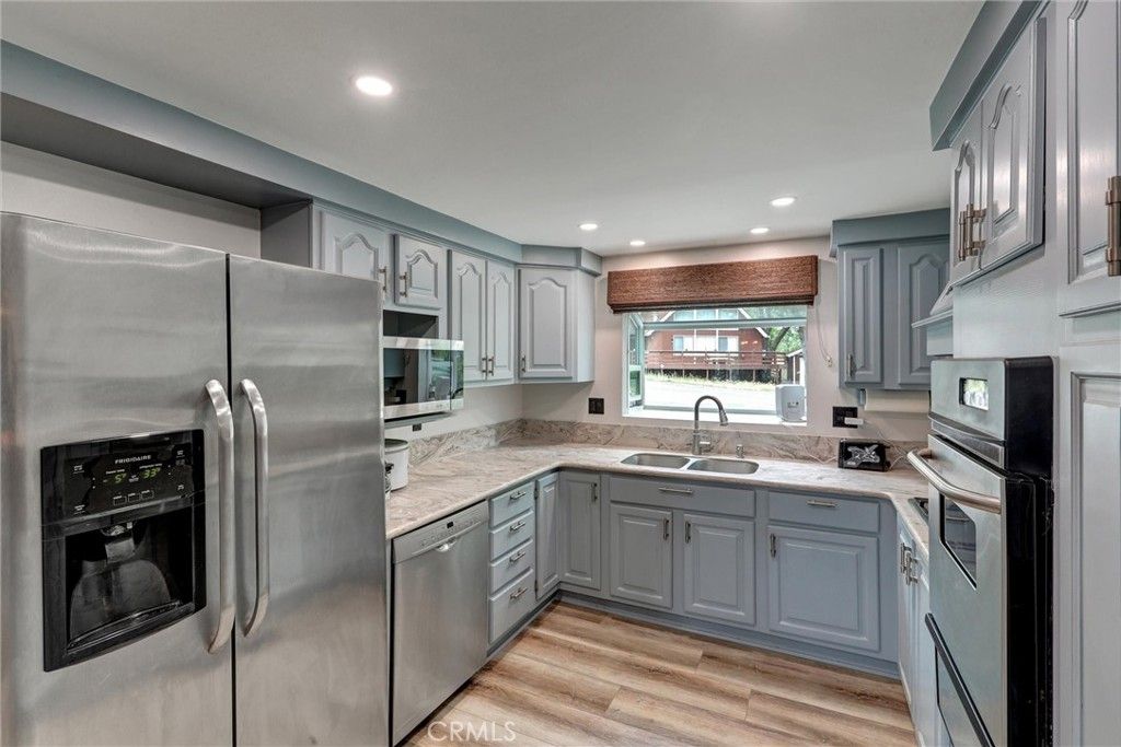 Image 4 of property listing at 30396 Live Oak Drive, Running Springs, CA 92382