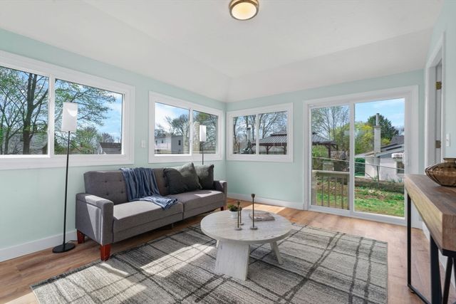 11 Quincy Ave, Norwood, MA 02062