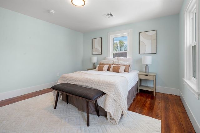 11 Quincy Ave, Norwood, MA 02062