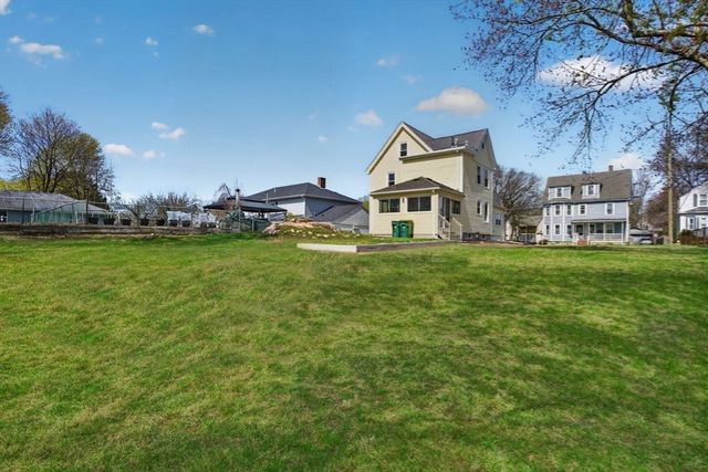 11 Quincy Ave, Norwood, MA 02062