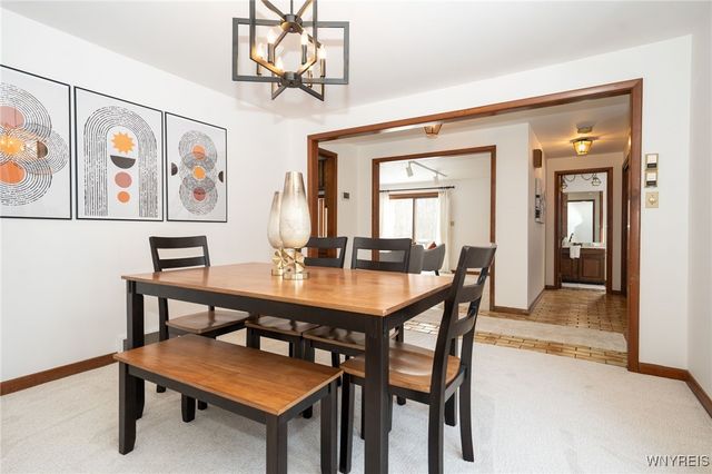 10545 County Road, Clarence, NY 14031