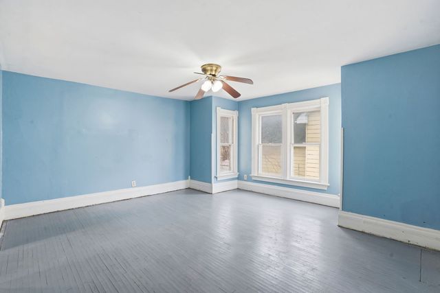 903 44th Street, Rock Island, IL 61201