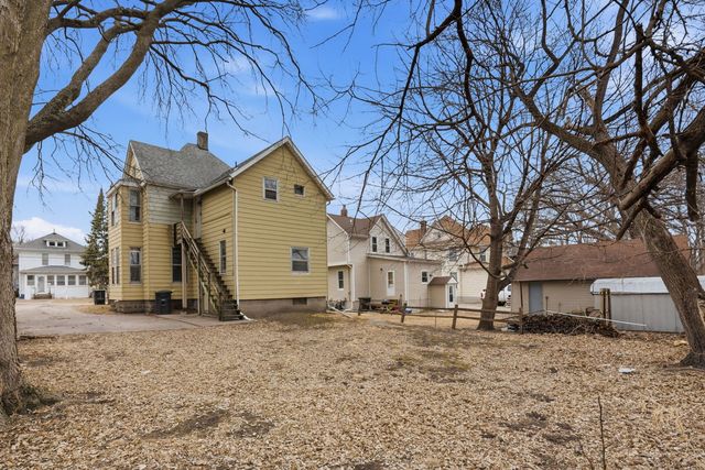 903 44th Street, Rock Island, IL 61201