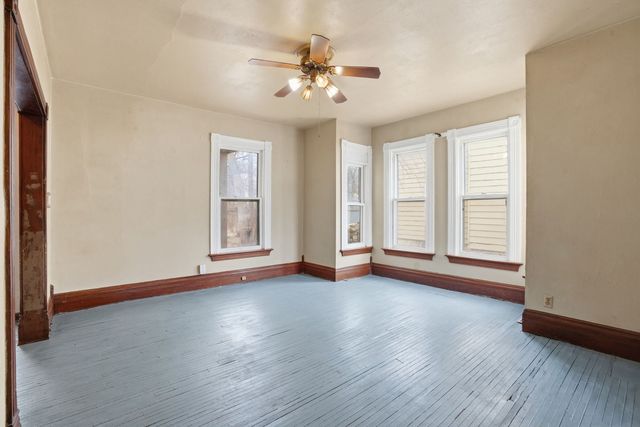 903 44th Street, Rock Island, IL 61201