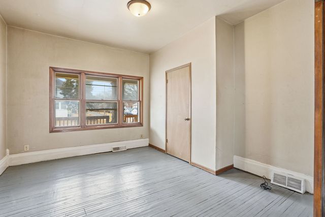 903 44th Street, Rock Island, IL 61201