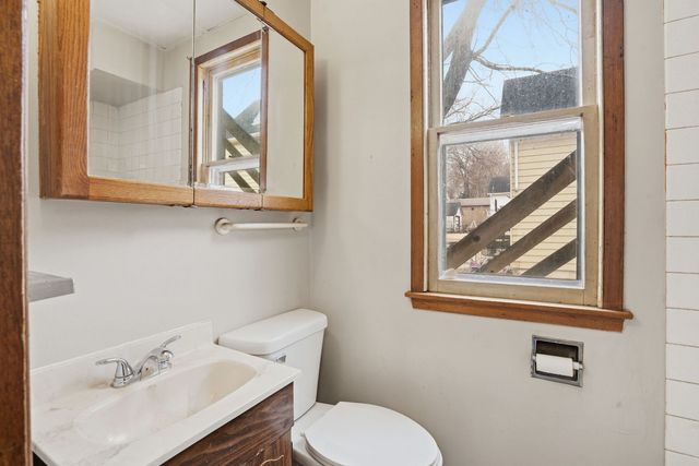 903 44th Street, Rock Island, IL 61201