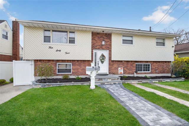 463 Louis Avenue, South Floral Park, NY 11001