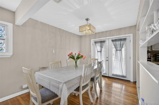 463 Louis Avenue, South Floral Park, NY 11001