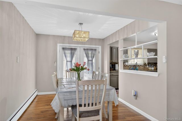463 Louis Avenue, South Floral Park, NY 11001