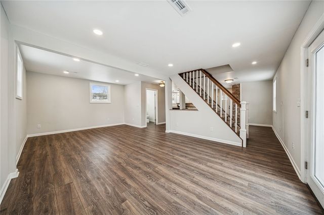 1095 Francis Blvd, New Kensington, PA 15068