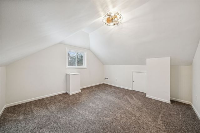 1095 Francis Blvd, New Kensington, PA 15068