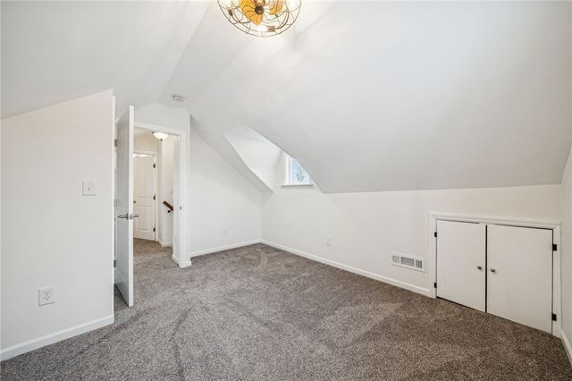 1095 Francis Blvd, New Kensington, PA 15068