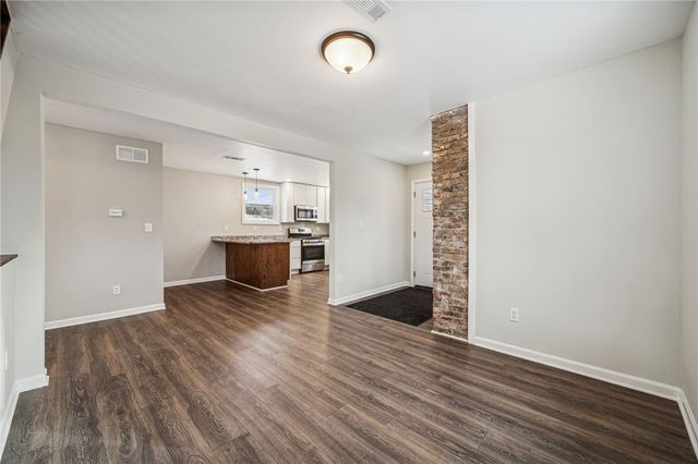 1095 Francis Blvd, New Kensington, PA 15068