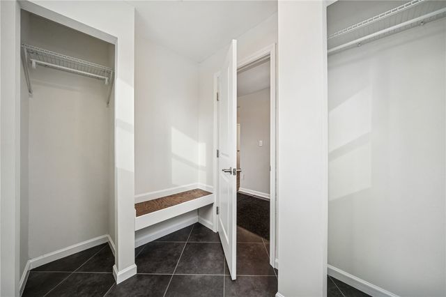 1095 Francis Blvd, New Kensington, PA 15068