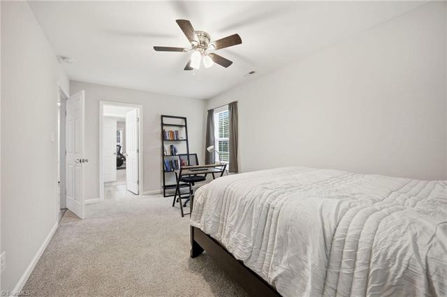 2948 Lashmit Drive, Winston-salem, NC 27103